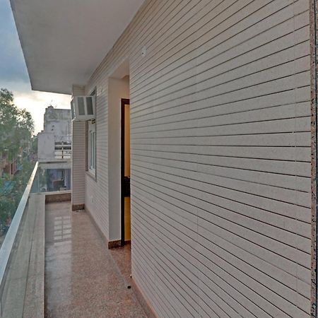 Collection O Spot Light Near Tughlakabad Station Metro Station Hotel Indraprastha Екстериор снимка